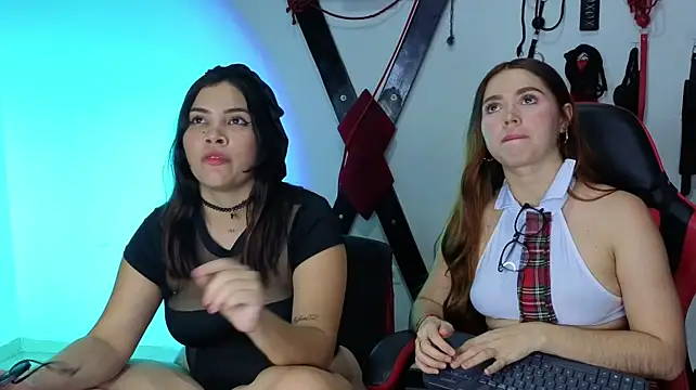 Hana_and_Chantal Live XXX-Chat