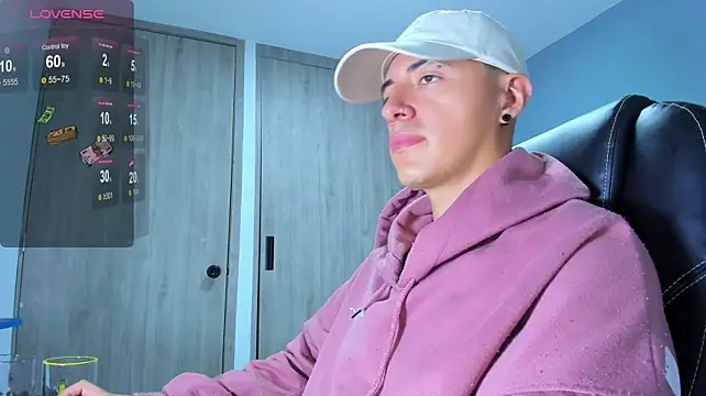 LOBO_ALPHA – Naživo XXX chat
