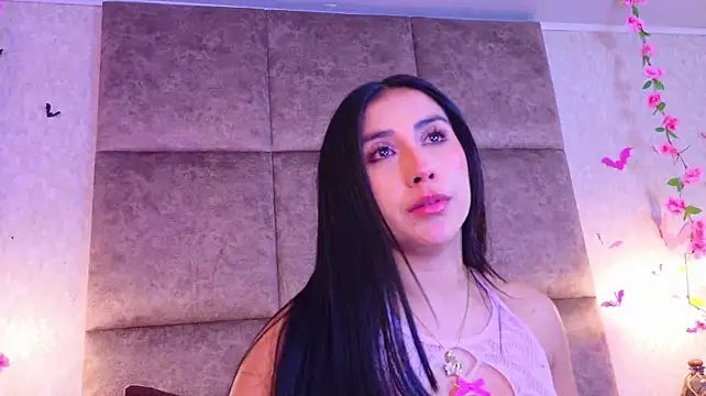 AnyaJay 라이브 XXX 채팅