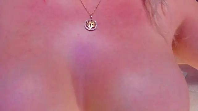 Leah_GreyのライブXXXチャット