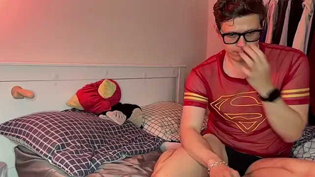 Chatroom XXX en direct de daniel-below