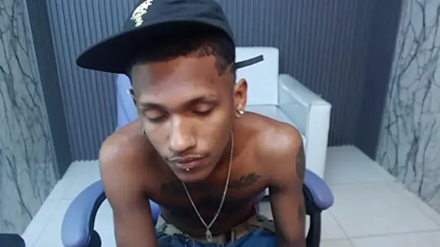 Chat XXX ao vivo de ManSant