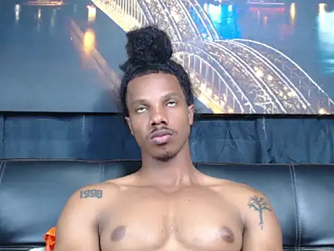 Josh_fit7 Chat XXX in diretta