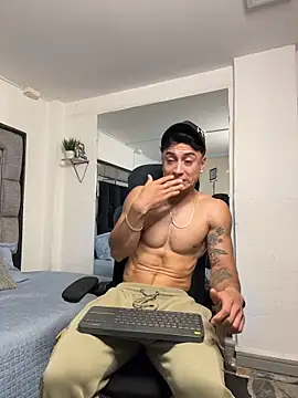 MR_MUSCLE Chat XXX in diretta