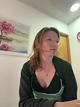 Cherryxx Adlı Modelin Canlı XXX Sohbeti