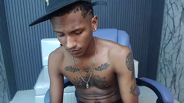 ManSant Live XXX Chat