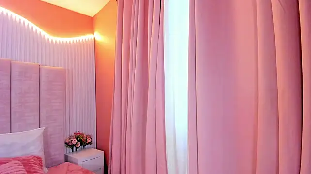 XXX chat uživo modela Kyami_Lyn