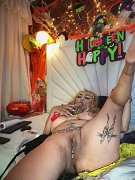 Chatroom XXX en direct de scarlett_sexx69