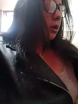 Chatroom XXX en direct de brianna02