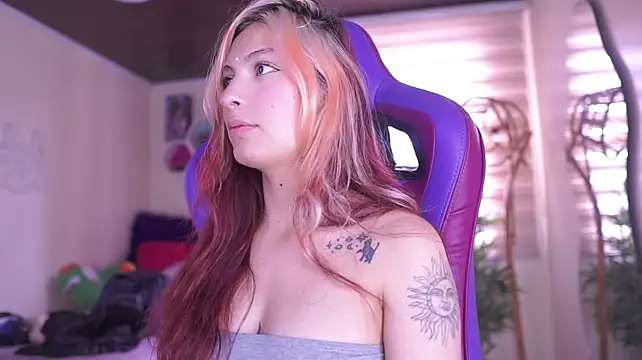 Chat XXX ao vivo de Rebecah_1