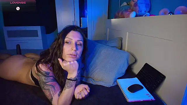 Chat XXX ao vivo de -AliceWonder-