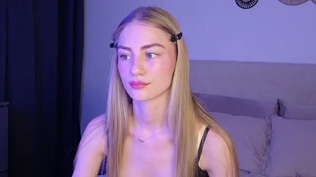 Chat +18 de GabriellaOlsen ao vivo