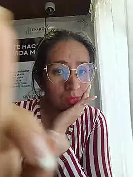 Valentina--1 Chat XXX live