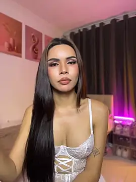 Alexandra_Kenn 现场XXX聊天