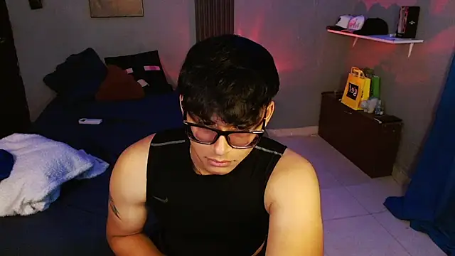 Czat XXX na żywo – Mr_yisuzz