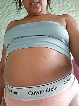 ZaidaWet লাইভ XXX চ্যাট