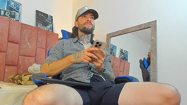 Chat +18 de ALPHA_MASTER1 ao vivo