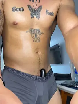 Živý XXX chat Christopher_strongg
