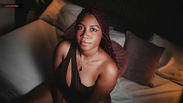 Онлайн чат XXX Amara_black44