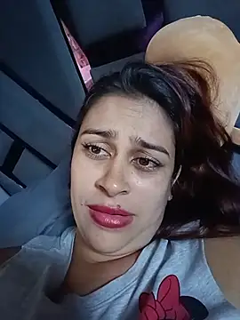 MariBelle1 Adlı Modelin Canlı XXX Sohbeti