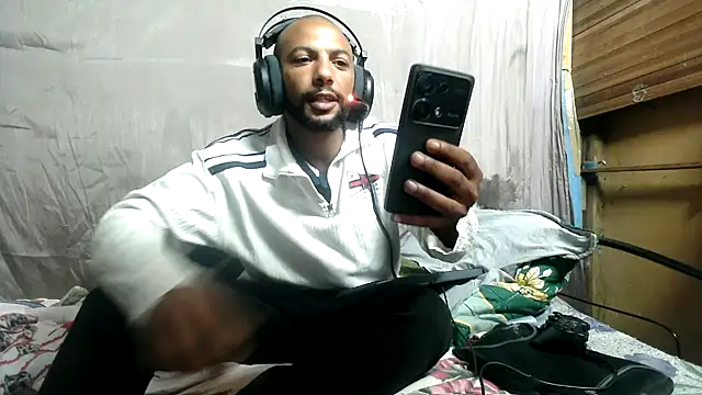 Chat +18 de Camodick ao vivo