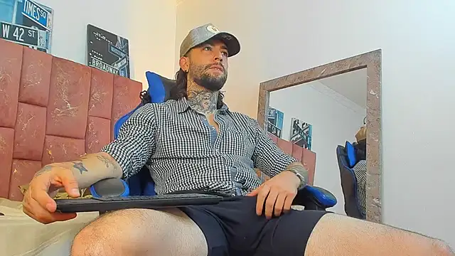 XXX chat uživo modela ALPHA_MASTER1