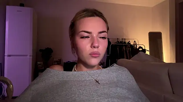 Pertunjukan Kamera Web ChristelDuncombe