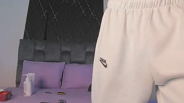 Liamsubtle01 Live XXX-chat