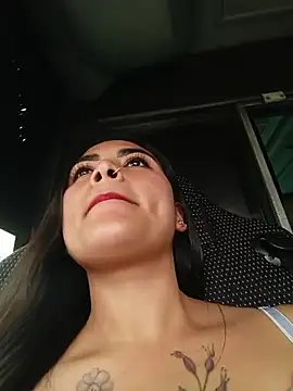 Czat XXX na żywo – MAYE__13