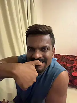 bhagihero's Live XXX Chat