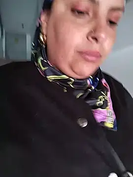 Živý XXX chat YINNA__24