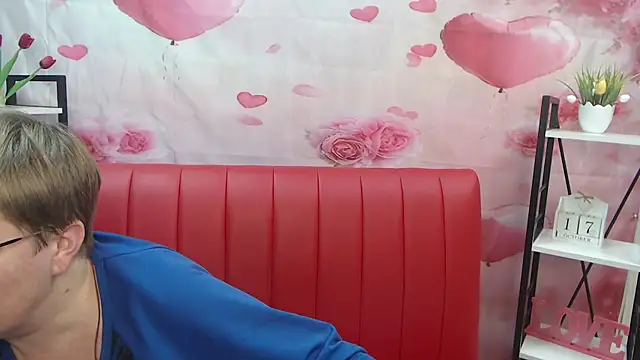 RadaChudna Adlı Modelin Canlı XXX Sohbeti