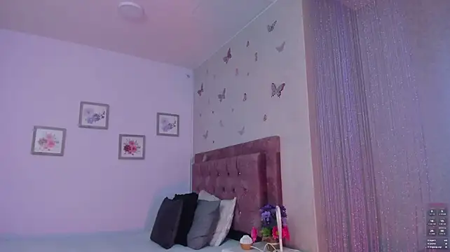 KiiaraaMoon 现场XXX聊天