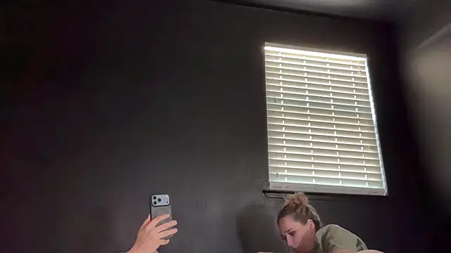 hungandcloudy Live XXX Chat