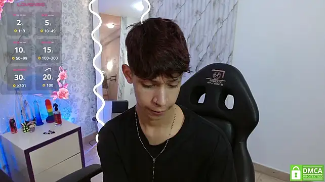 Chat +18 de OLIIVER_TAY ao vivo