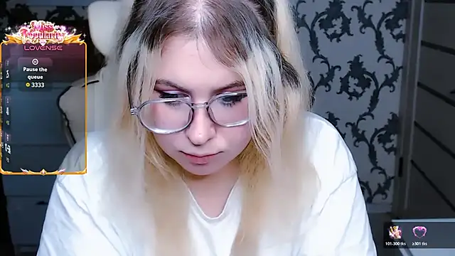 yourkarma_2_0 Live XXX-chat