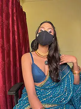 Riya_R24のライブXXXチャット