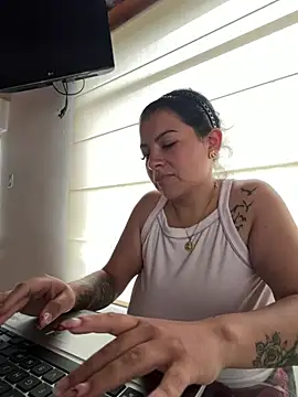 Alanaa_2026 XXX чат на живо