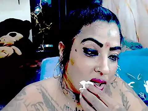 Indiancatz2 – Live XXX-chat