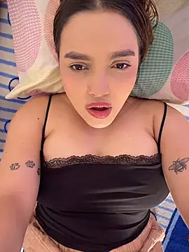 Chat +18 de Colibri_xxx ao vivo
