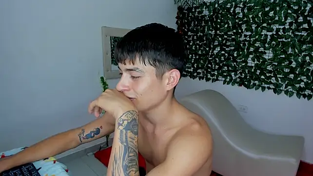 The_beby_guy Live XXX Chat
