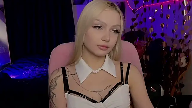 LinaLirian's Live XXX Chat
