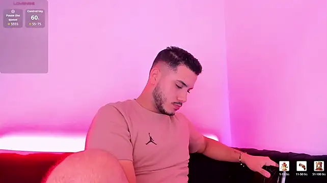 Axel_grey_: онлайн-секс-чат