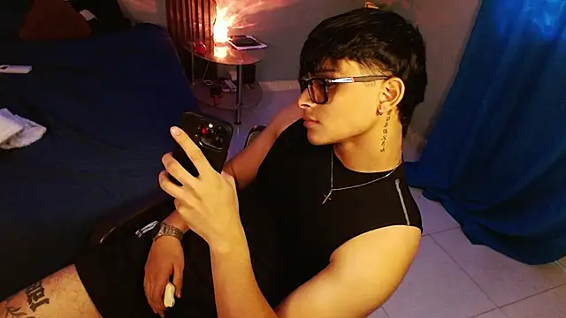 Mr_yisuzz 现场XXX聊天