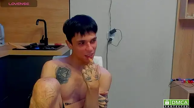 Clark_Day Live XXX-Chat