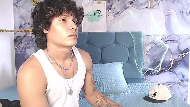 MaximilianRothのライブXXXチャット