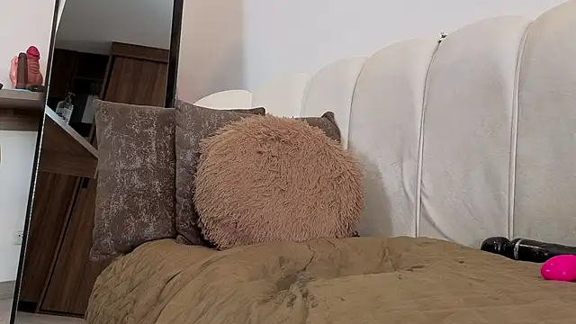Jade_Amado_'s Live XXX Chat