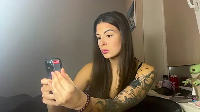 TawnaSeveryn's Live XXX Chat