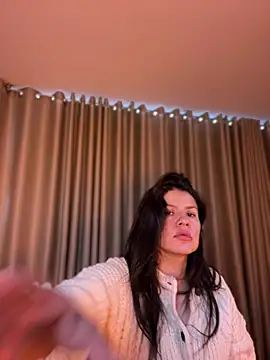 Aliinak 라이브 XXX 채팅