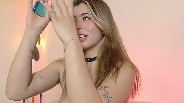 Zoe_Benson's Live XXX Chat